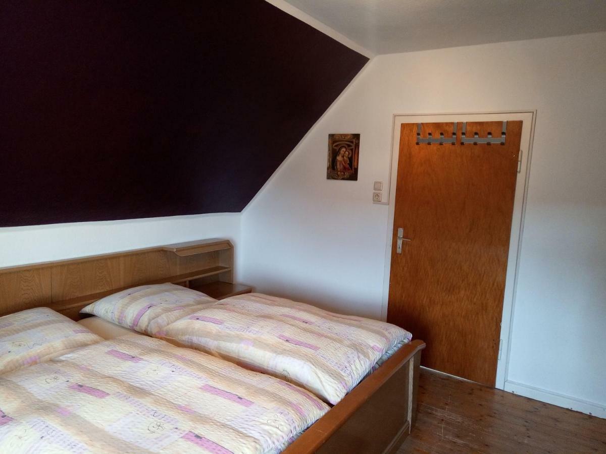 Haus Stefanie Villa Niederburg Buitenkant foto